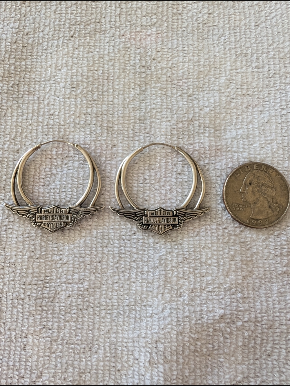 Harley-Davidson Silver Hoop Earrings with Winged Bar & Logo - Picture 2 of 2